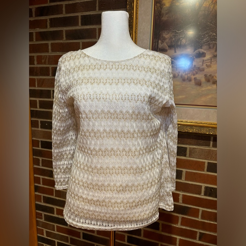 Peck & Peck Cream and gold lace top with 3/4 sleeves. Size L.  pit to pit 19 1/2